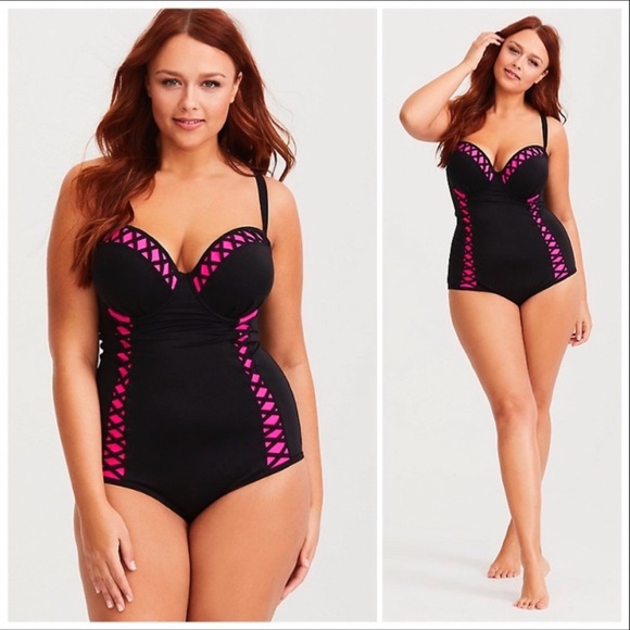 TORRID black pink lattice push-up one piece, 3X. - Picture 2 of 9
